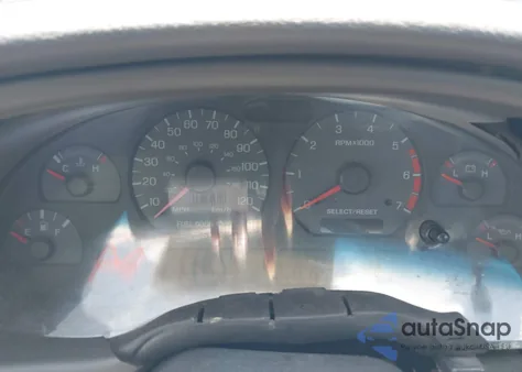 2002 Ford Mustang z USA, uszkodzony, nr VIN 1FAFP40482F215082